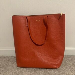 Cuyana Tall Zipper Tote purse in Blood Orange LIKE NEW